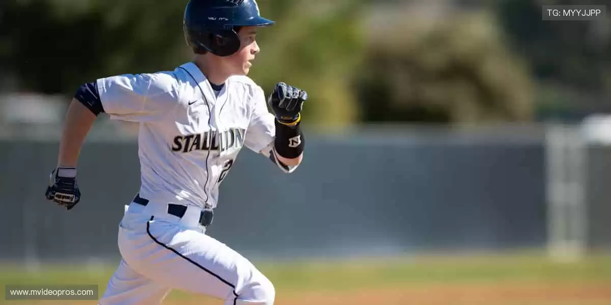从训练场到直播间,我们与你同在!🏟️📱